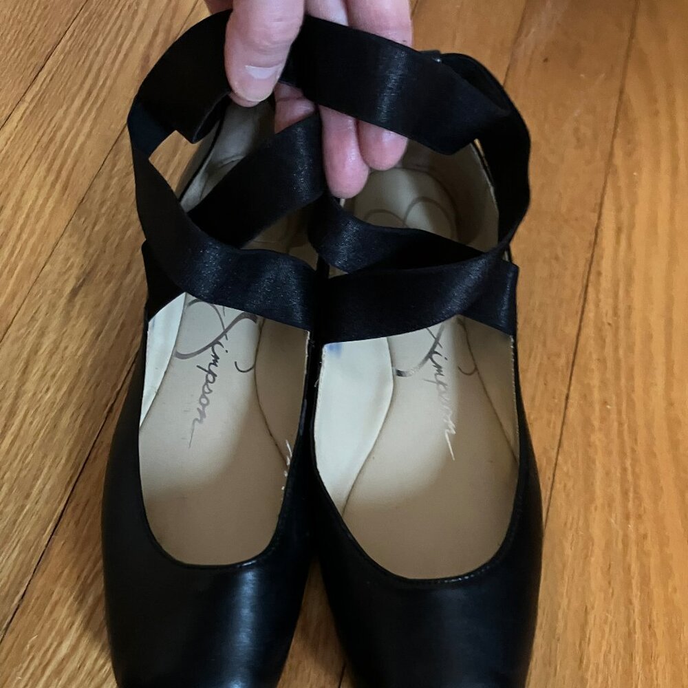 Mandalaye Elastic Criss-Cross Ankle Strap Ballet Flats